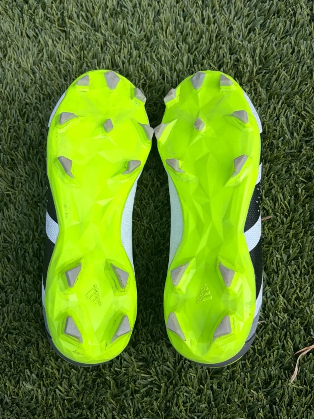 Adidas Predator Accuracy.3 FG Soccer Cleats–White/Black/Solar Green–Men's US 7